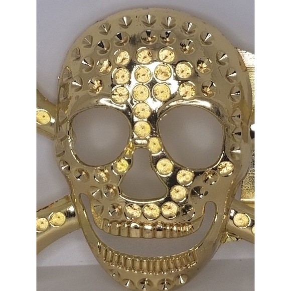 Skull & Crossbones Gold Tone Belt Buckle - Picture 2 of 5